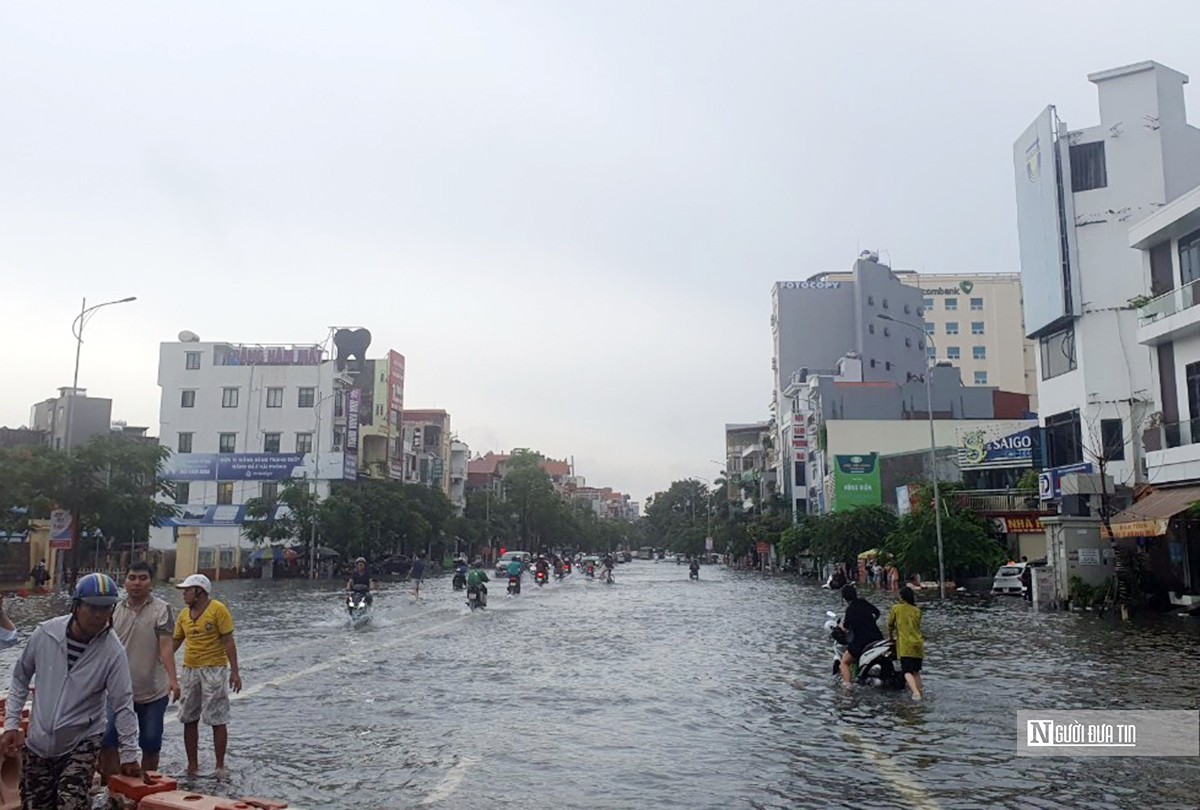 Môi trường - Nhiều nơi ở Hải Phòng, Quảng Ninh ngập sâu do mưa lớn (Hình 3).