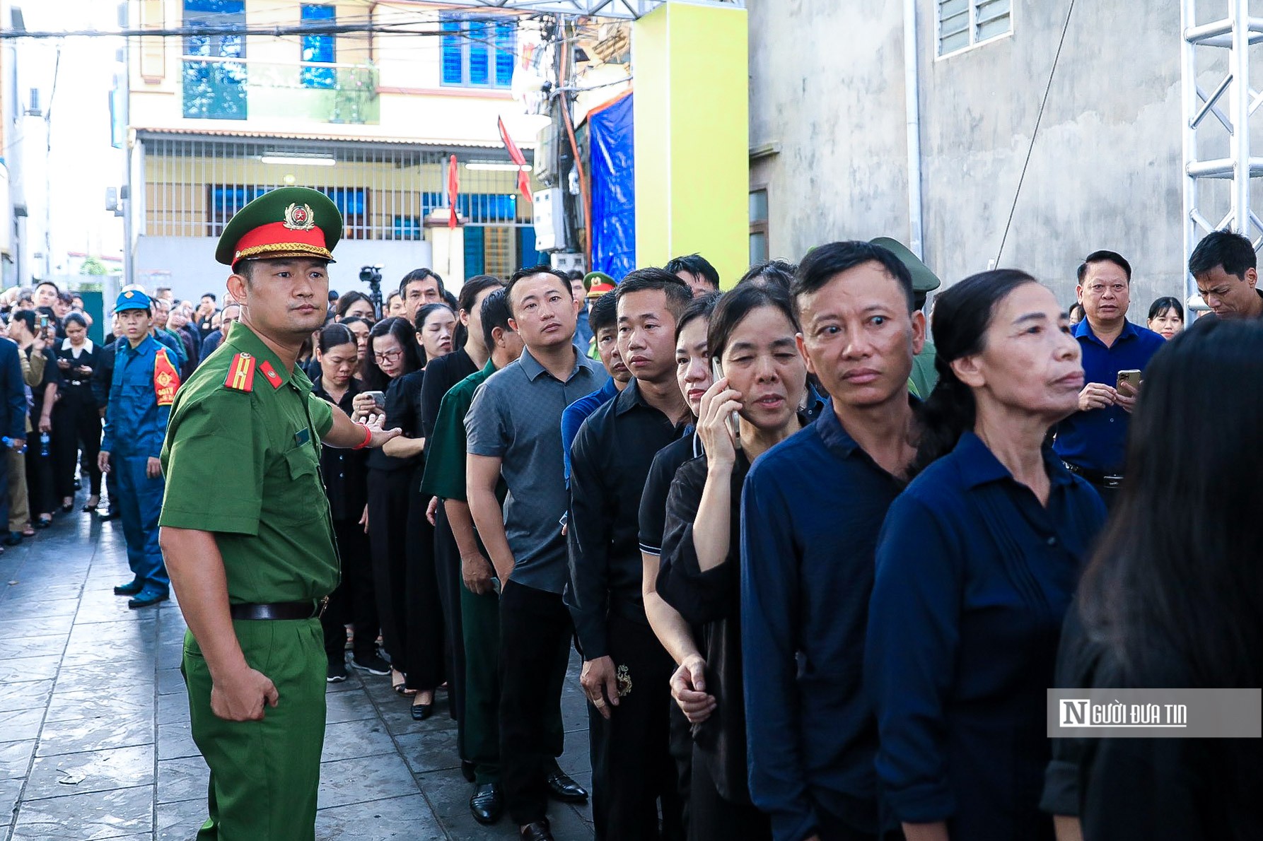 Hàng ngàn người tới viếng Tổng Bí thư Nguyễn Phú Trọng tại quê nhà- Ảnh 3.