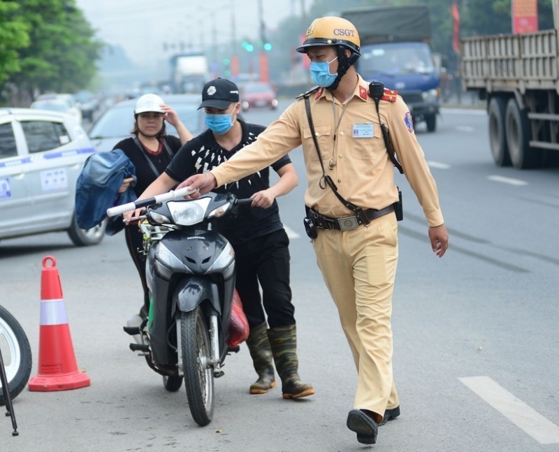 CSGT có được đi xe của người vi phạm không?