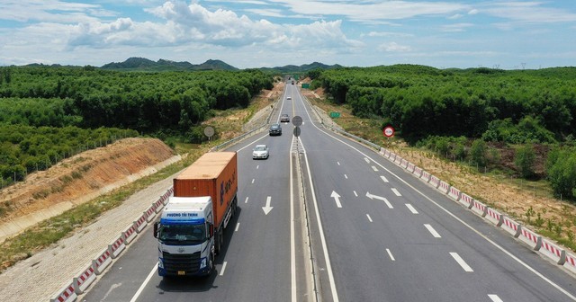 Đề xuất đối tượng chịu phí và mức phí đường cao tốc do Nhà nước đầu tư- Ảnh 2.