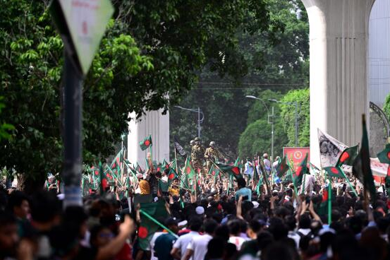 Bangladesh trong tình huống chưa từng có khi Thủ tướng vội rời đất nước- Ảnh 2.