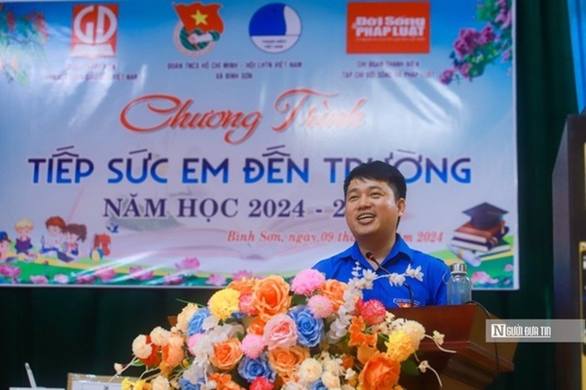 Ông Nguyễn Văn Đại – Phó Bí thư Đoàn Bộ Giáo dục và Đào tạo, Bí thư Đoàn NXB Giáo dục Việt Nam phát biểu tại chương trình.