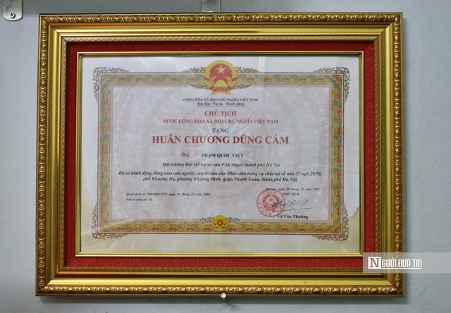 Những “người hùng áo cam” sẵn sàng lao vào lửa cứu người- Ảnh 2.