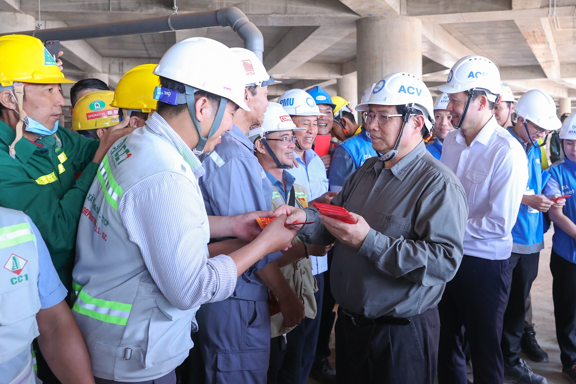 Thủ tướng lần thứ 6 kiểm tra công trường sân bay Long Thành- Ảnh 8. Thủ tướng lần thứ 6 kiểm tra công trường sân bay Long Thành- Ảnh 8.