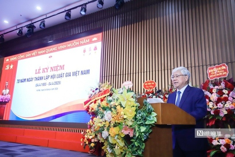 Đồng chí Đỗ Văn Chiến phát biểu tại Lễ kỷ niệm.