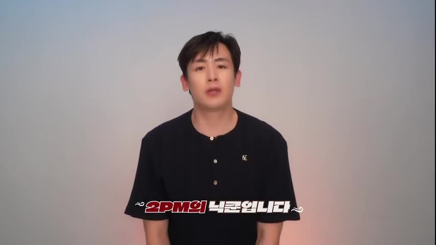 nam-ca-si-37-tuoi-cau-cuu-canh-sat-vi-bi-hanh-hung-khi-di-dao-1773582130.mp4