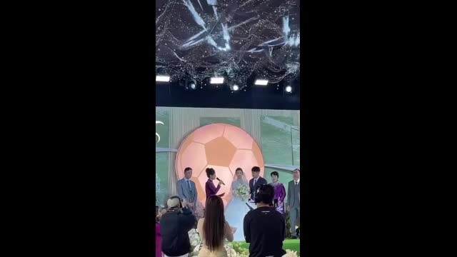 khoanh-khac-me-vo-tang-tho-duc-huy-gay-xuc-dong-video-mc-ngoc-thinh-1773625752.mp4