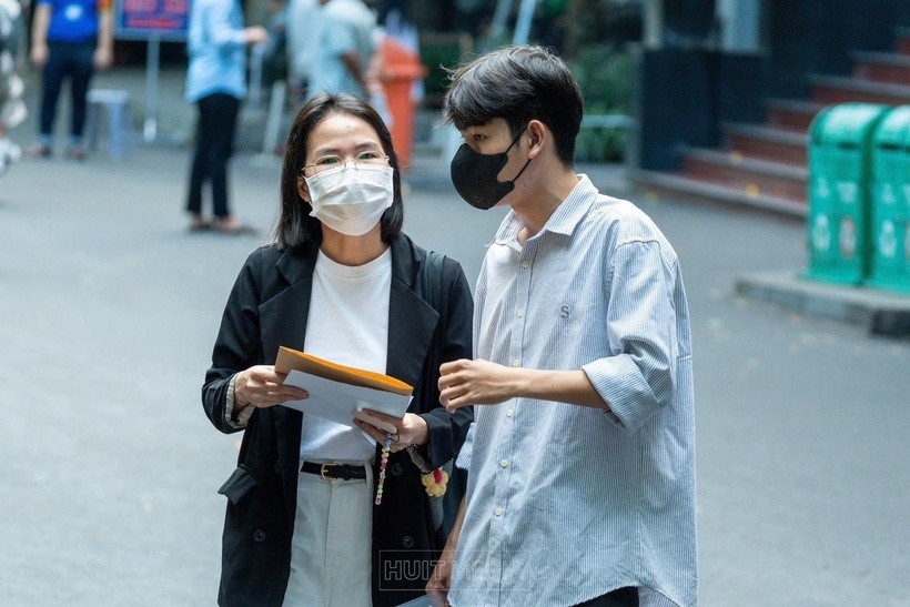 Sinh viên Trường Đại học Công thương TP.HCM. Ảnh: HUIT