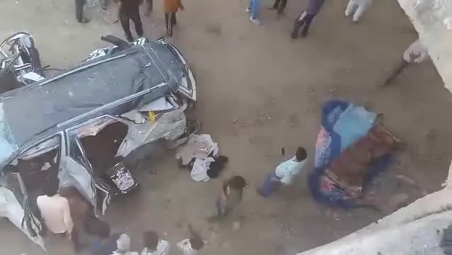 o-to-lao-khoi-cau-vuot-3-nguoi-tren-xe-tu-vong-thuong-tam-1773988983.mp4