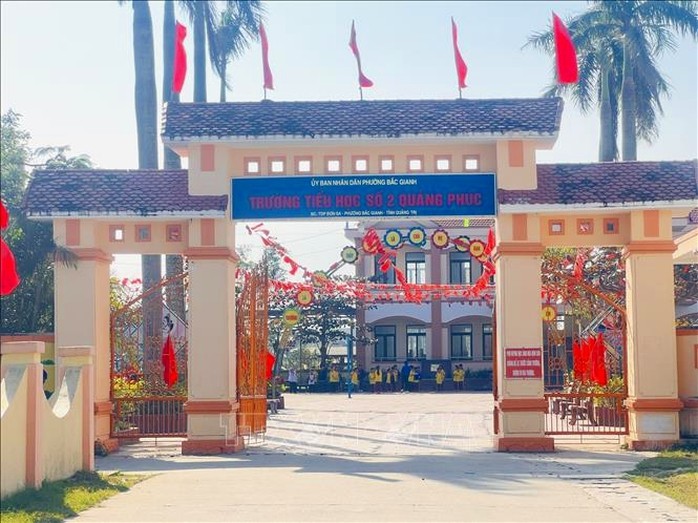 Quảng Trị: Đình chỉ Hiệu trưởng vì nghi vấn "chạy" hợp đồng giáo viên - Ảnh 1.