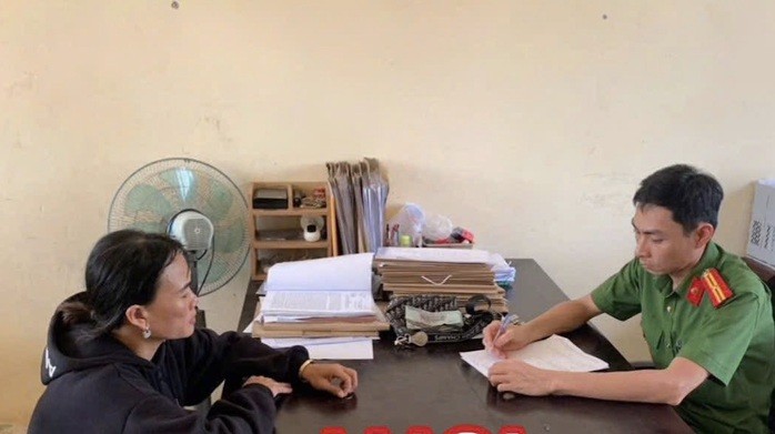 “Nữ quái” sa lưới sau vài giờ trộm vàng trị giá 280 triệu đồng - Ảnh 1. “Nữ quái” sa lưới sau vài giờ trộm vàng trị giá 280 triệu đồng - Ảnh 1.