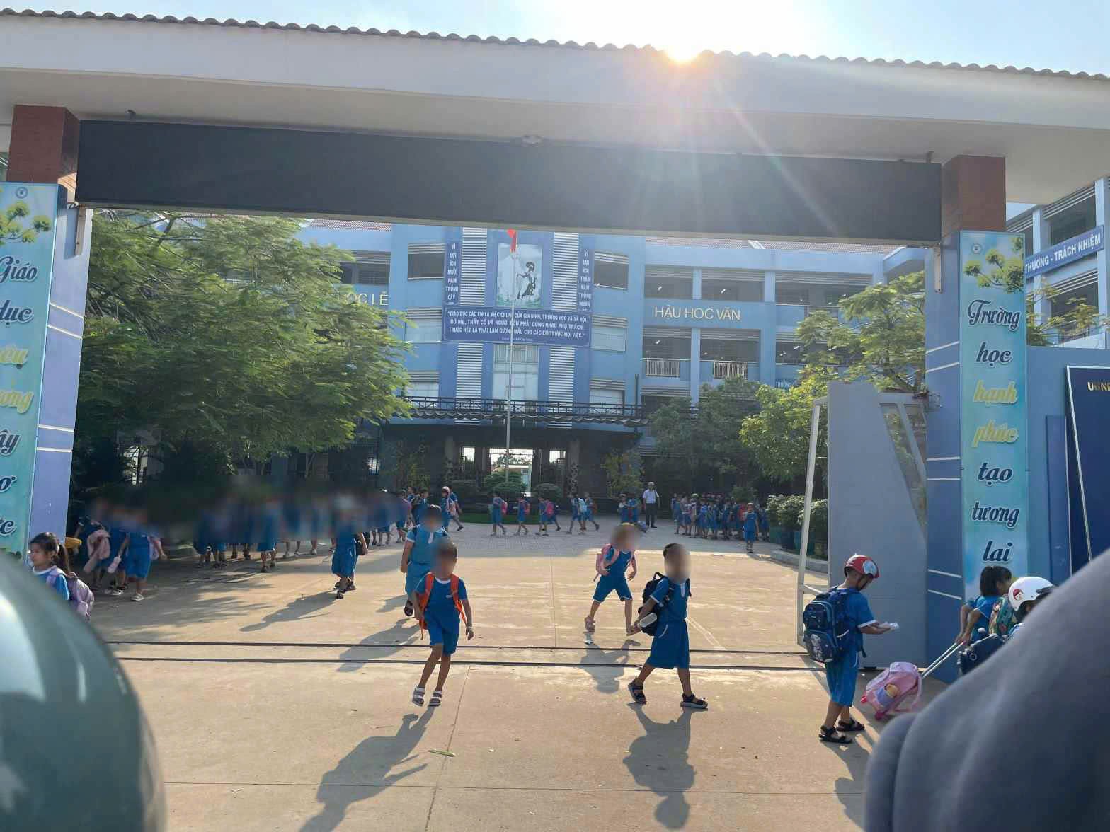 Vụ cô giáo phạt học sinh bằng kim tiêm tại TPHCM: Kết quả kiểm tra sức khỏe - Ảnh 1.