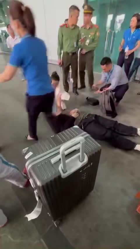 nu-y-si-ep-tim-gianh-giat-su-song-cho-thanh-nien-27-tuoi-nga-quy-giua-san-bay-1776866875.mp4