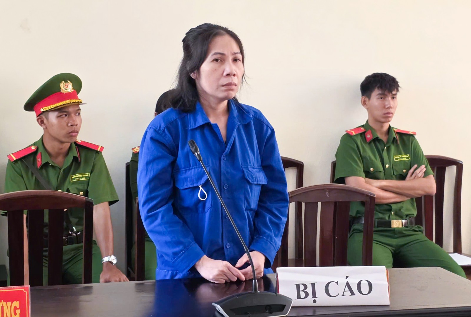 cu-lua-duong-bi-bat-va-man-boc-hoi-bi-an-cung-gan-1-ty-dong-cua-nguoi-dan-ba-an-giang-dspl-1-1779805534.png