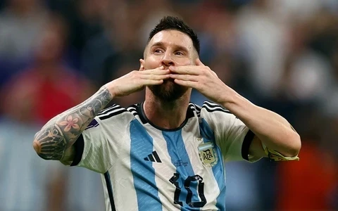 messi-vao-san-1-phut-da-ghi-ban-argentina-thang-dam-iceland-ngay-truoc-them-world-cup-anh-2-1781069495.webp