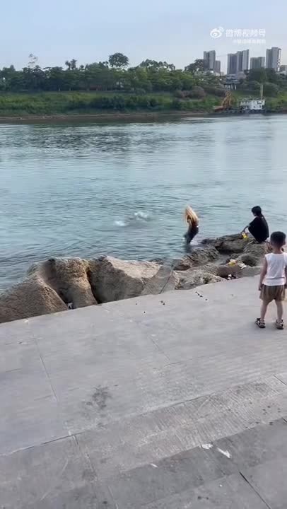 duoi-nuoc-1781146741.mp4