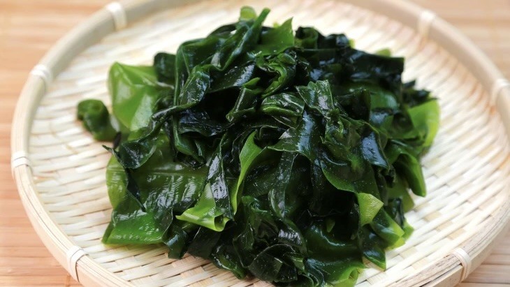 mach-ban-meo-nau-canh-rong-bien-chuan-vi-han-quoc-thom-ngon-va-khong-bi-tanh