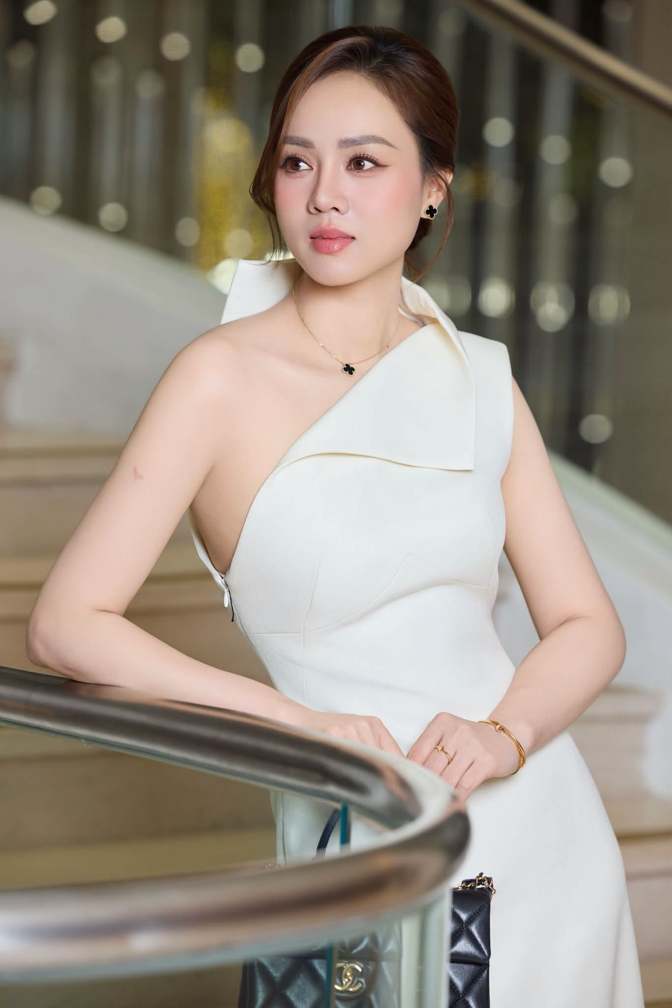 vo-nsnd-cong-ly-bat-ngo-dang-bai-xin-loi-cong-khai-chuyen-gi-vua-xay-ra-1-1784691933.png