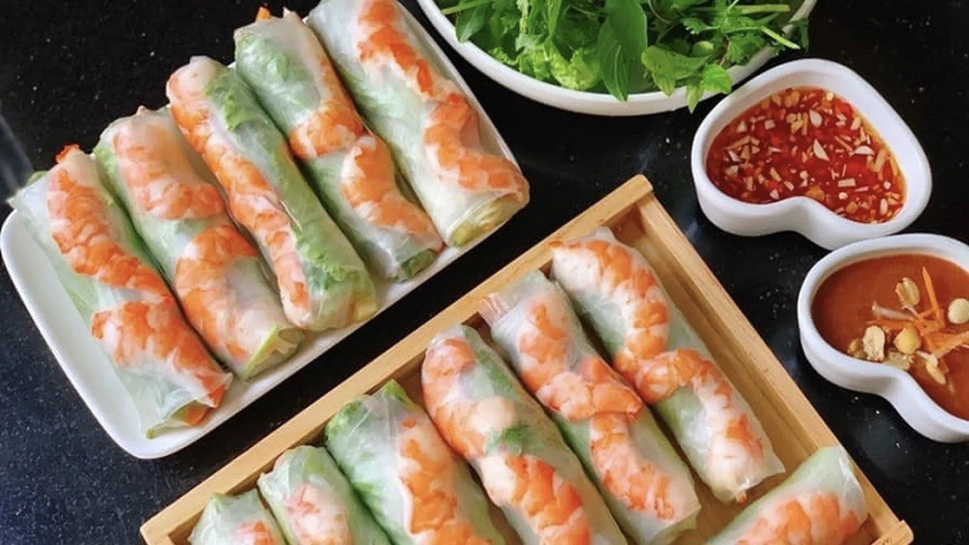 cuoi-tuan-doi-vi-voi-loat-3-mon-cuon-thanh-mat-de-lam-an-hoai-khong-chan