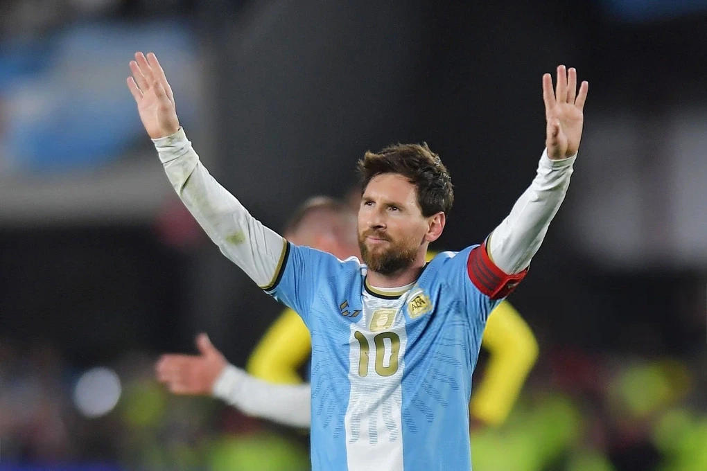 messi-bat-khoc-ngay-chia-tay-dt-argentina-cai-ket-my-man-bang-qua-bong-vang-2026-77-1791343463.webp