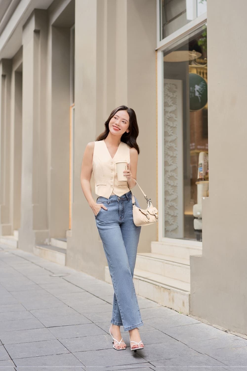 5-kieu-quan-jeans-de-phoi-do-mac-dep-quanh-nam-chang-lo-loi-mot