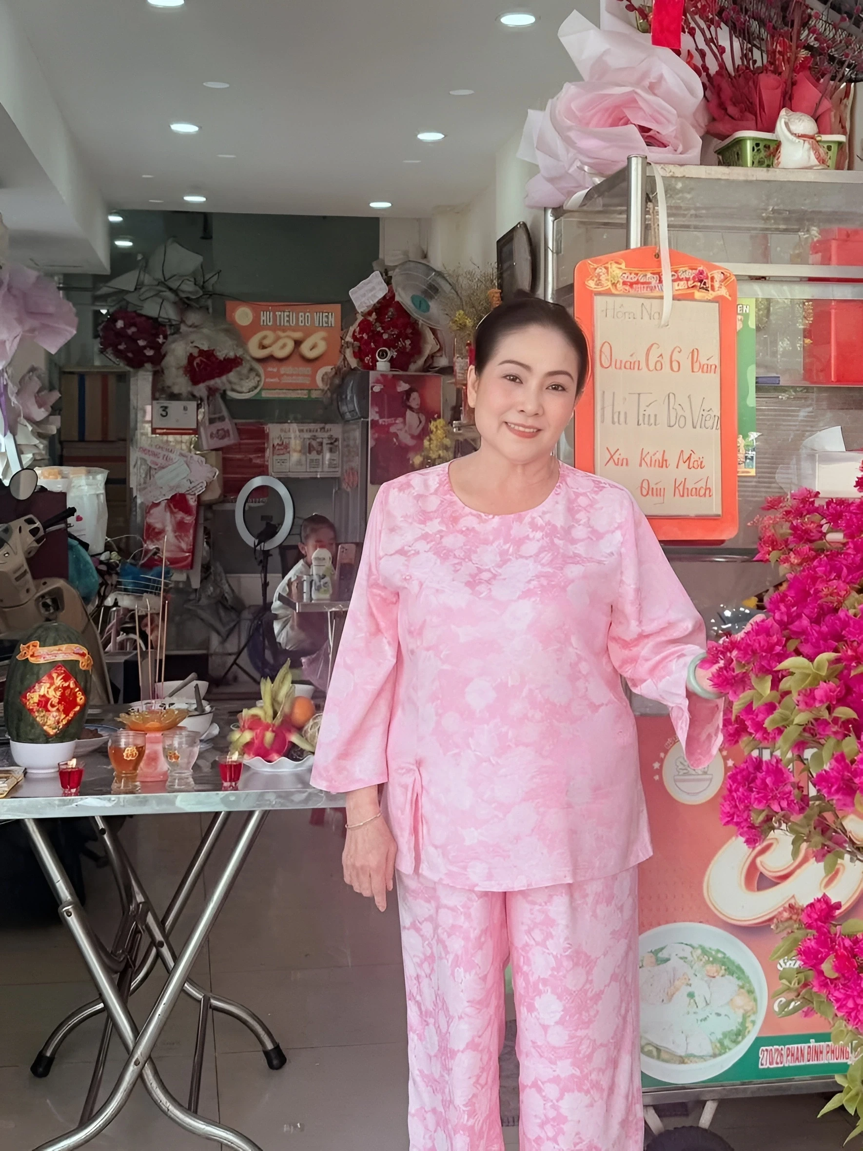 o-tuoi-63-em-gai-co-nsut-vu-linh-mo-quan-bun-bo-muu-sinh-cung-con-gai-2-1792124631.webp