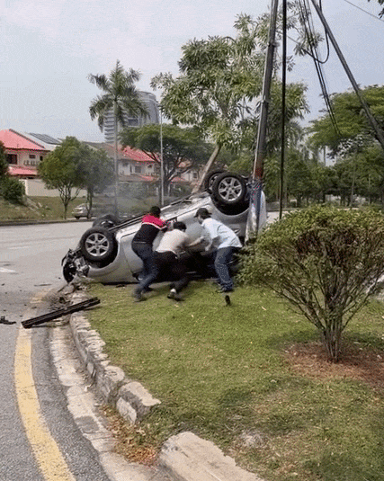 malaysia-car-fire-gif-2-1775615970.gif