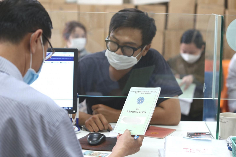 can-bo-thon-dong-bhxh-1788945346.png