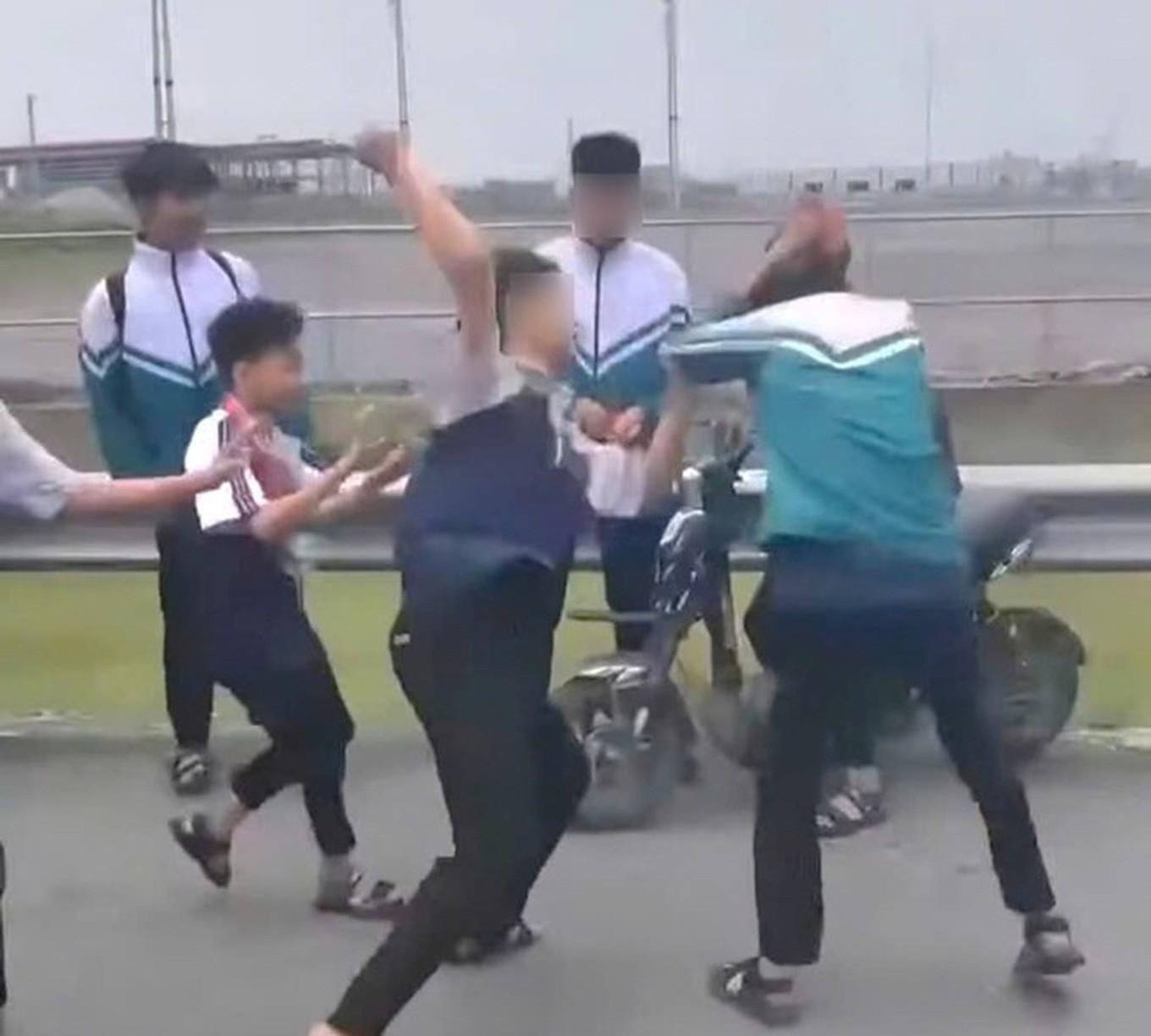 danh-hoi-dong-1777938706.jpg