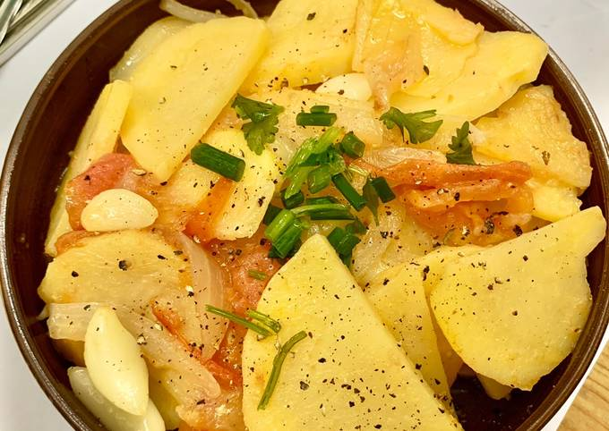 khoai-tay-xao-ca-chua-chay-recipe-main-photo-1150-1779200864.png