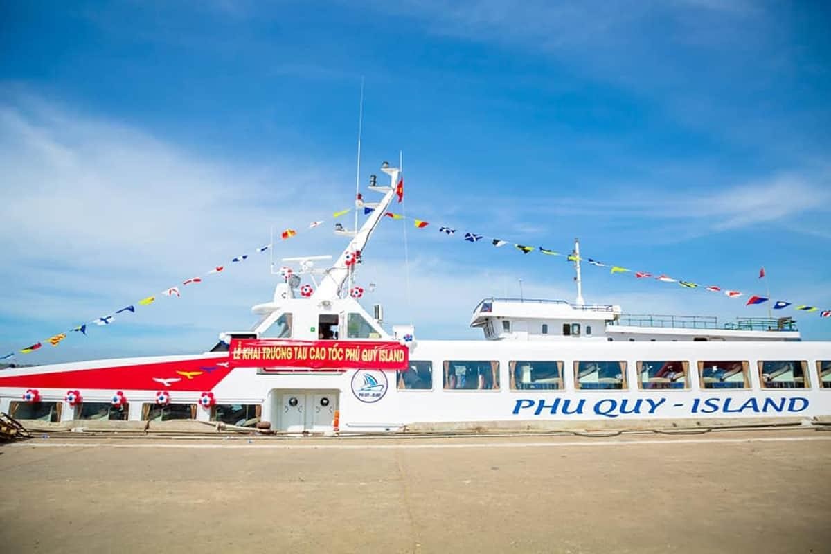 khi-phia-sau-mot-website-la-nhung-nguoi-hieu-nhu-cau-cua-hanh-khach