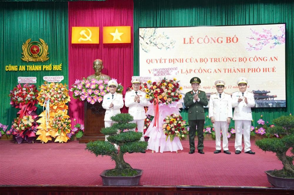 3-tang-hoa-1735544463.jpg