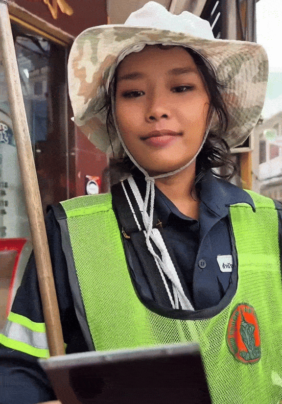 street-sweeper-good-looks-thailand-2-street-sweeper-in-thailand-goes-viral-for-good-looks-gets-modelling-offer-1742272192.gif