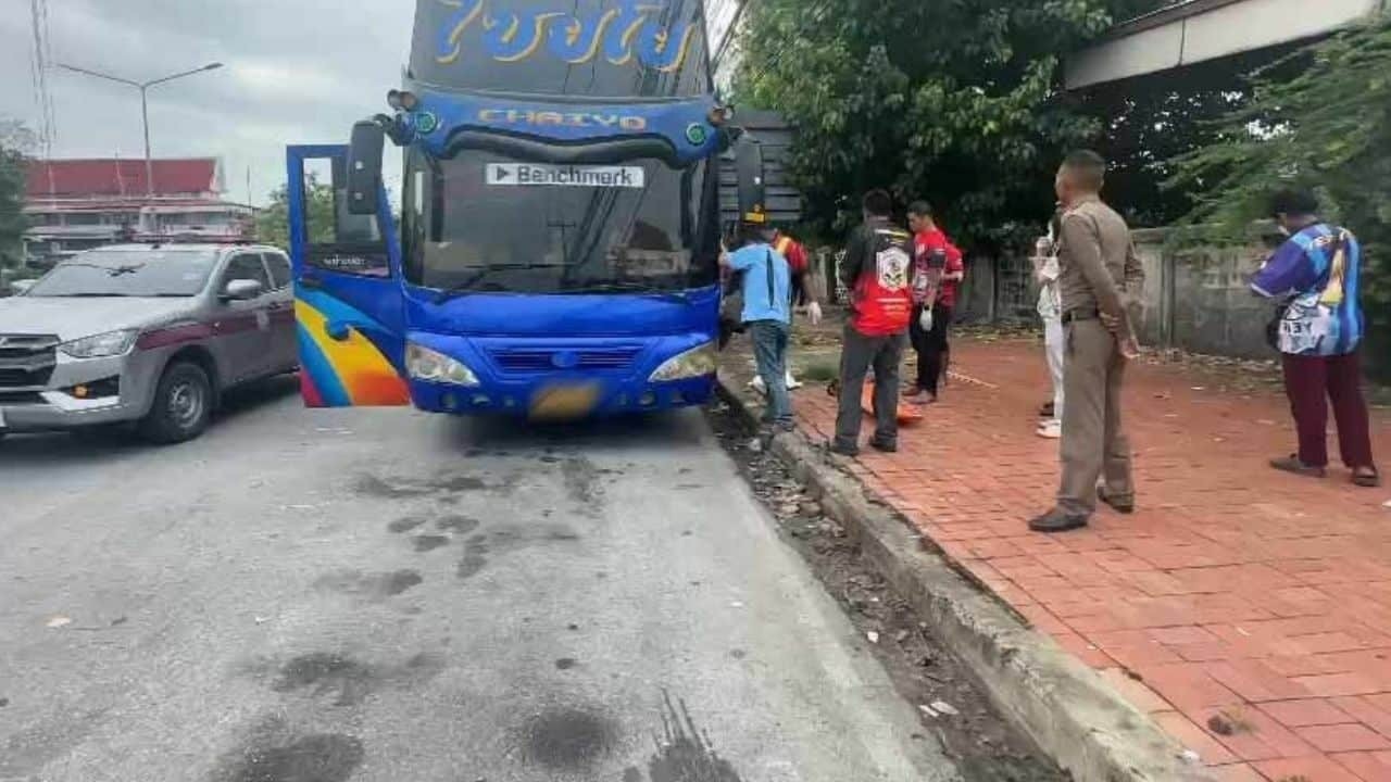 tai-xe-tu-vong-tren-xe-1748587540.jpg
