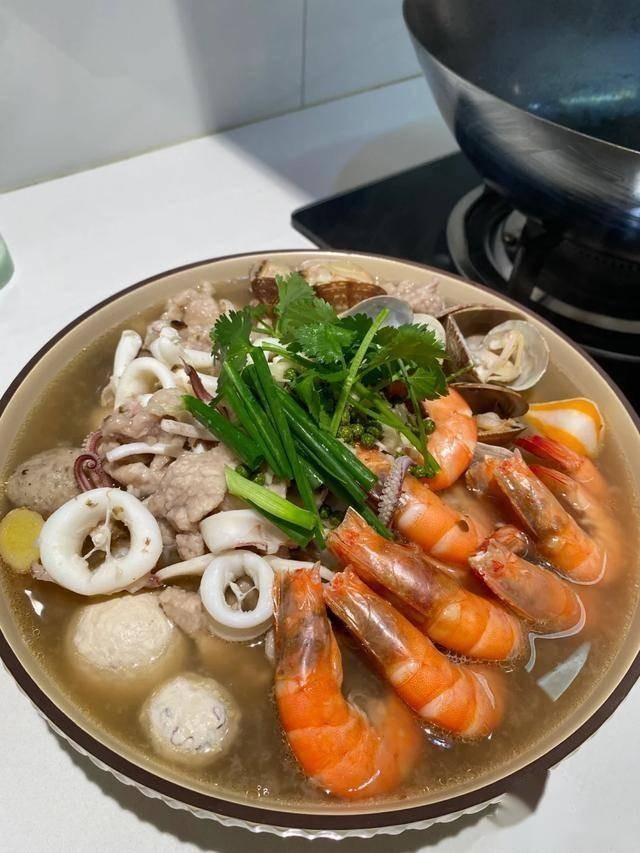thuc-pham-khong-de-qua-dem-2-1752112847.jpg