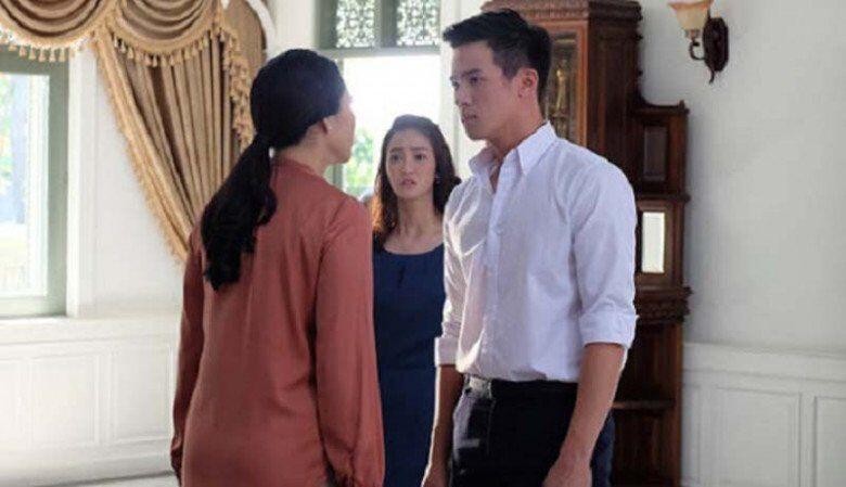 ve-que-o-cu-me-chong-cham-nhin-anh-trai-chong-hat-do-mam-com-toi-do-mat-cam-kich-nua-dem-me-chong-xong-vao-phong-cuong-ep-keo-con-t-1778229795-685-width780height449-1779073511.jpg