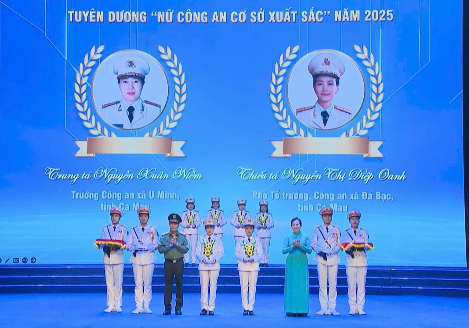nu-cong-an-1779169425.jpg