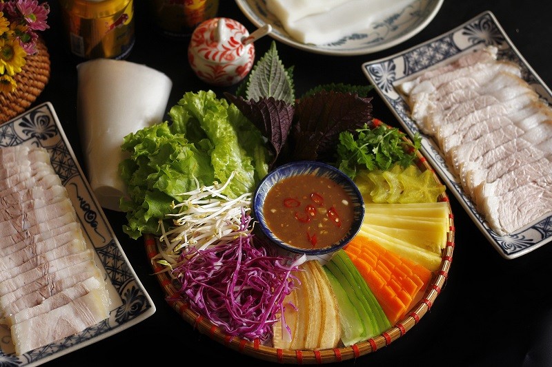 banh-trang-cuon-thit-heo-da-nang-ab-1779941431.jpg