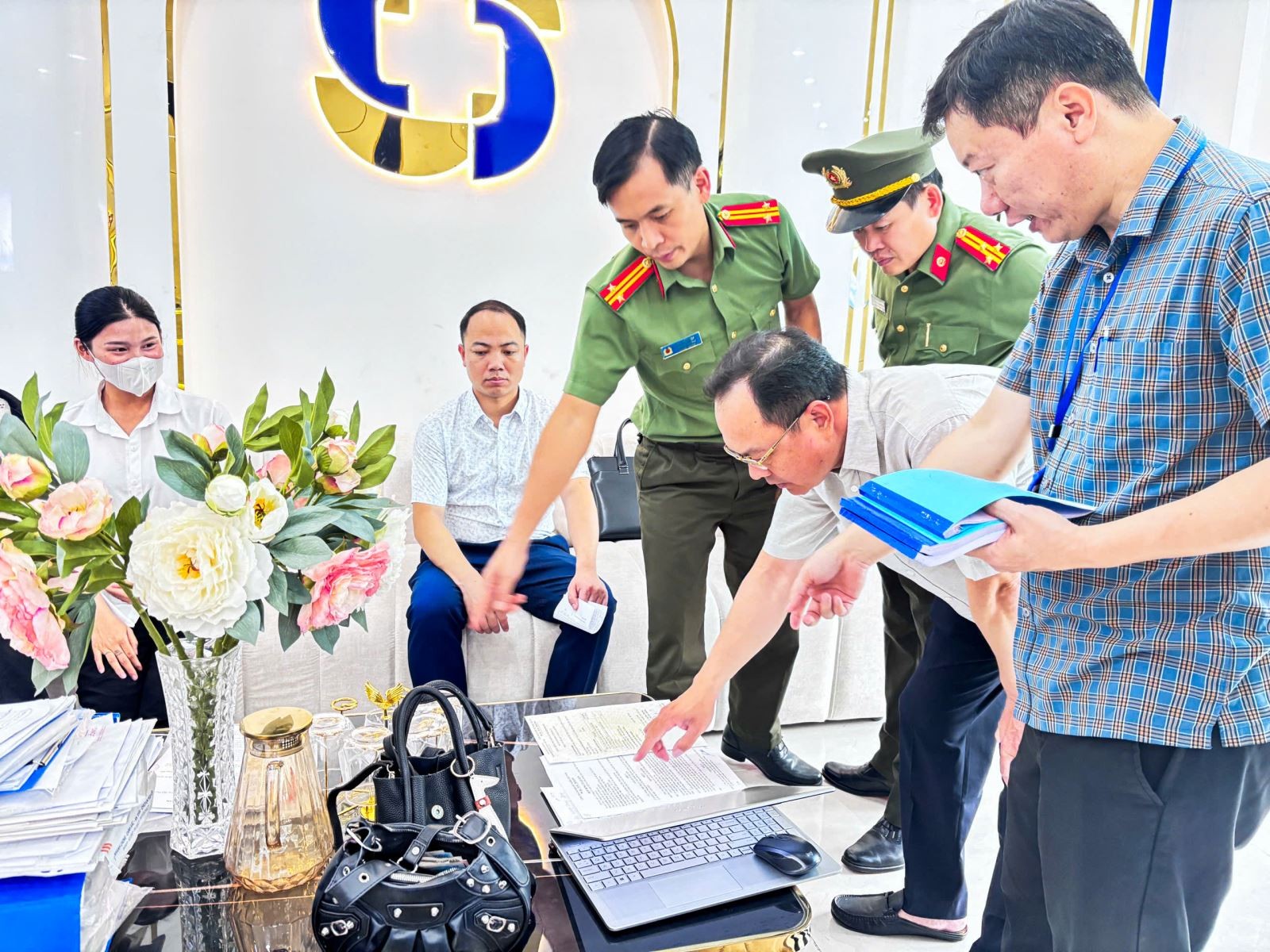 2-luc-luong-chuc-nang-kiem-tra-tai-co-so-dong-a-made-u-totla-beauty-network-so-07-tran-quoc-hoan-phuong-kinh-bac-bac-ninh-1781166930.jpg