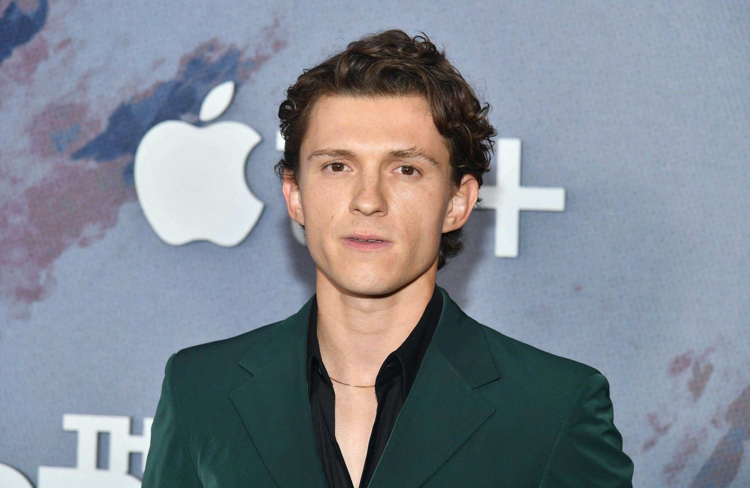 enfant-star-tom-holland-de-la-danse-aux-studios-marvel-1781780704.jpg