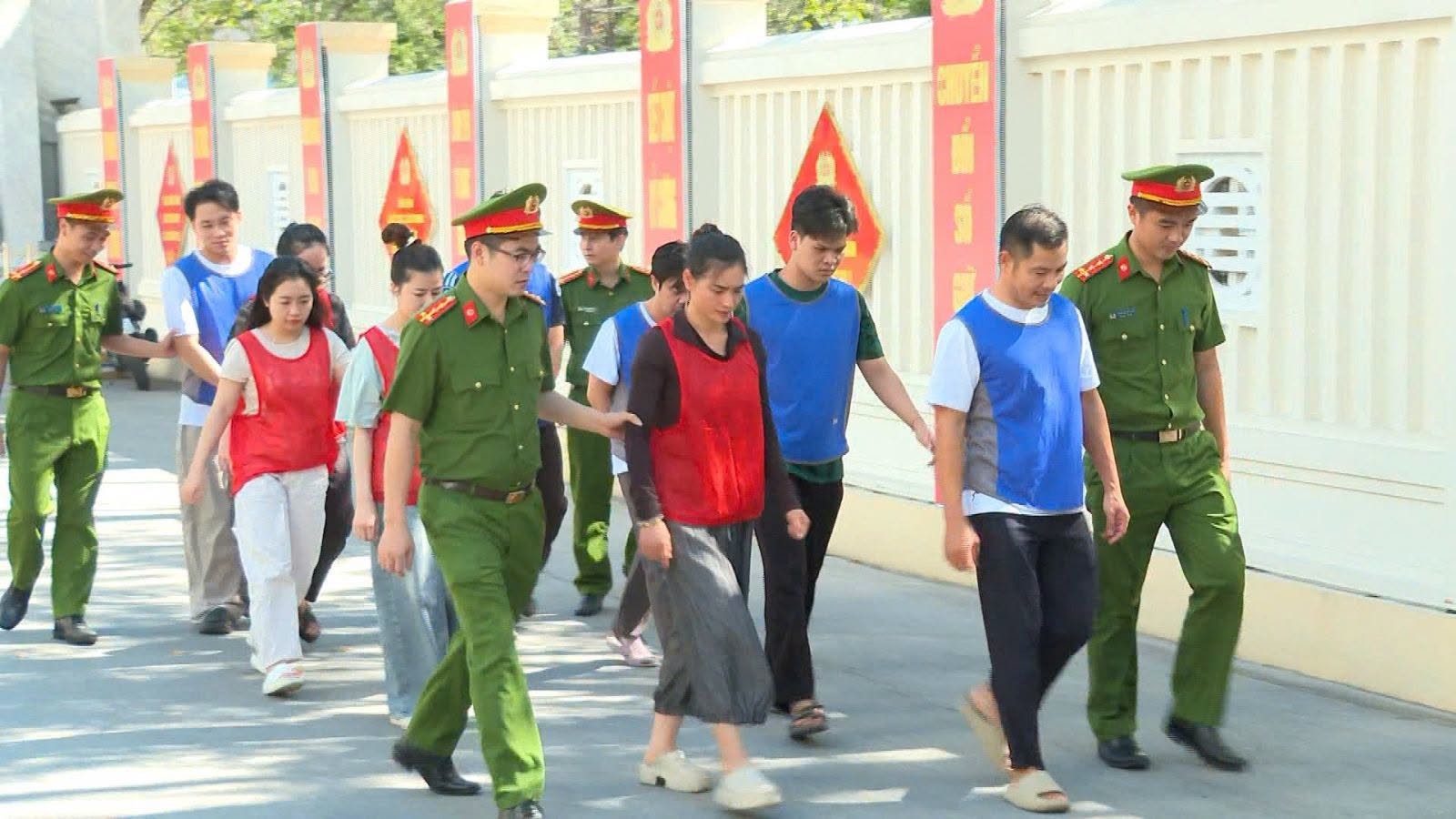 kim-cuong-2-1782997443.jpg