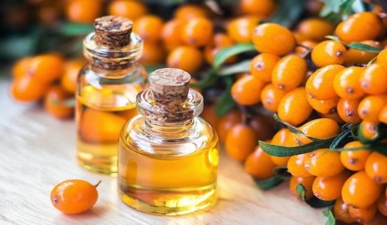 hac-mai-bien-sea-buckthorn-bi-quyet-chong-lao-hoa-cho-lan-da-cua-ban-202103231607574391-1784692377.jpg