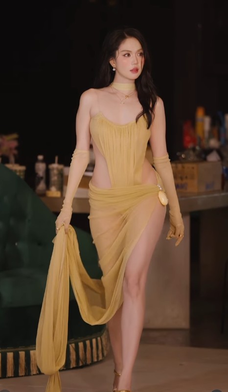 ngoc-trinh-5-1784856111.jpg