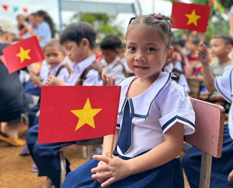 khai-giang-o-diem-truong-ong-binh-tra-don-3644-1693844580400407495275-1785476787.jpg