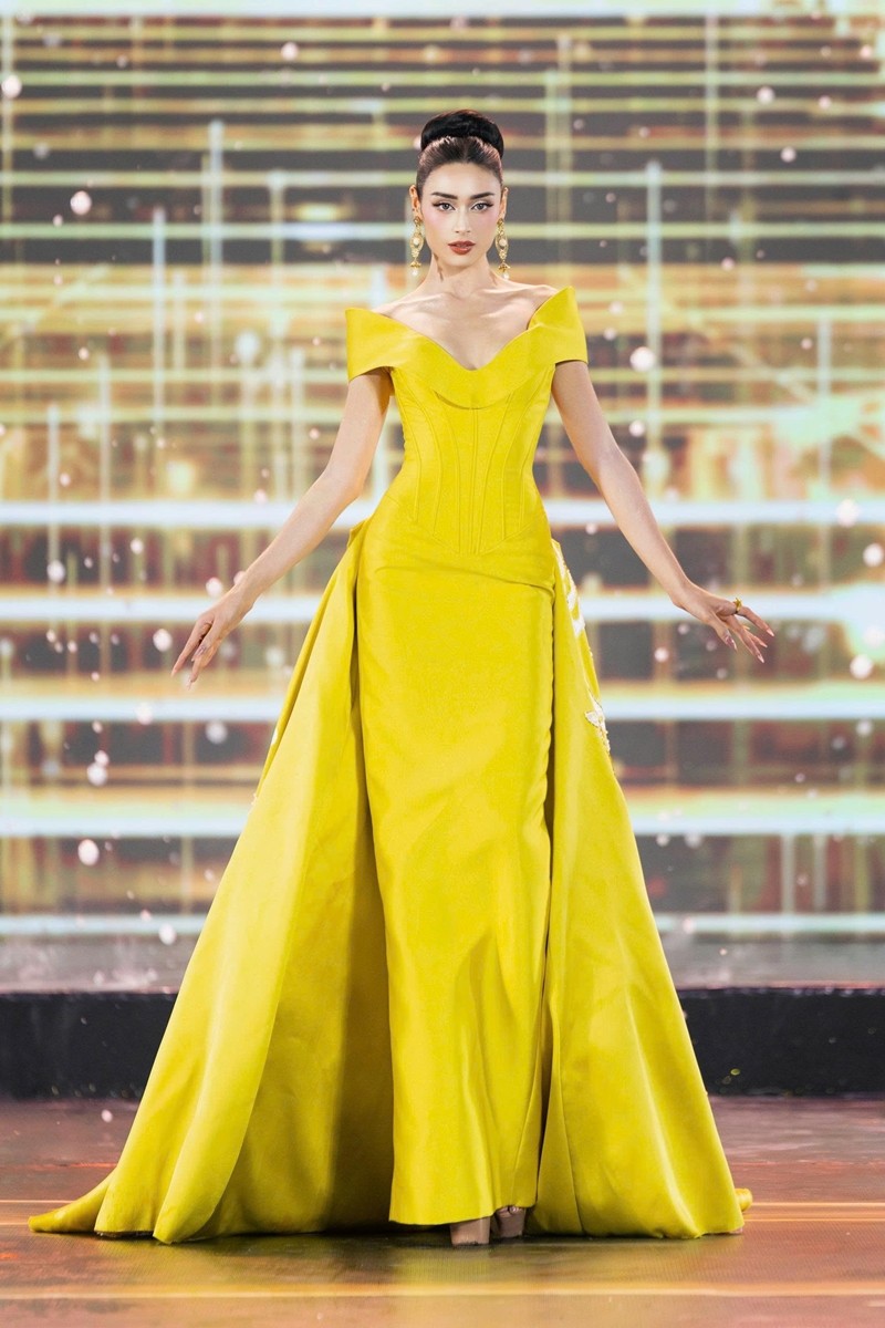 miss-grand-vietnam-003-485-1785585670.jpg