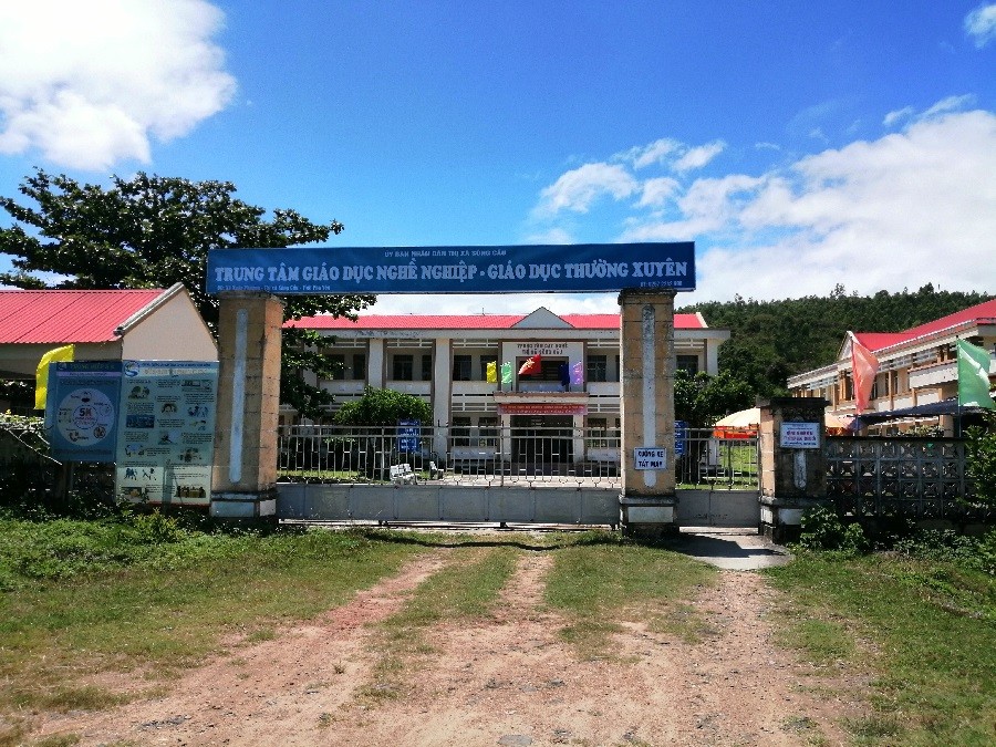 trung-tam-gdnngdtx-thi-xa-song-cau-phu-yen-1785572405.jpg