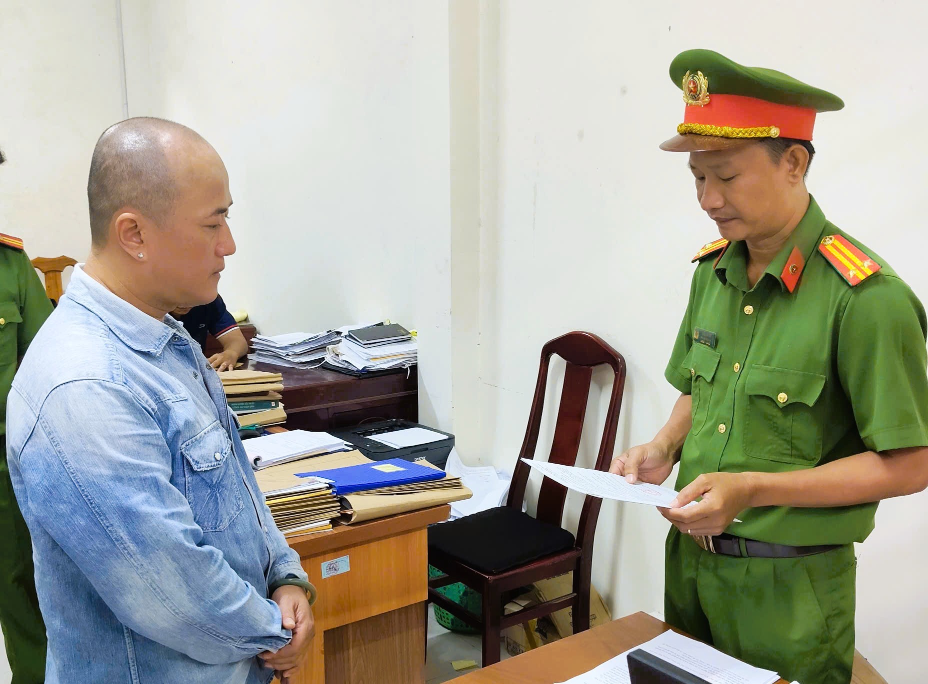 huy-1785985674.jpg