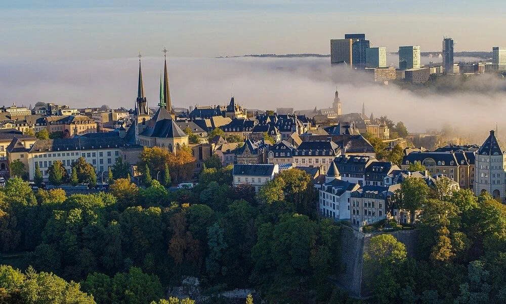 Mức lương tối thiểu tại Luxembourg đạt 2.771 euro/tháng, tương đương khoảng 83,1 triệu đồng.