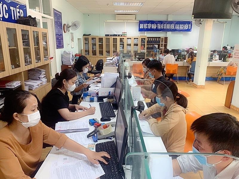 cong-chuc-1786284300.jpg