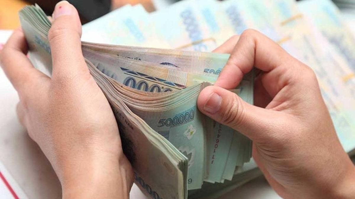 tien-luong-cua-can-bo-cong-chuc-se-la-bao-nhieu-khi-luong-co-so-tang-len-1800000-dongthang-20221024141814-87299-1786699719.jpg